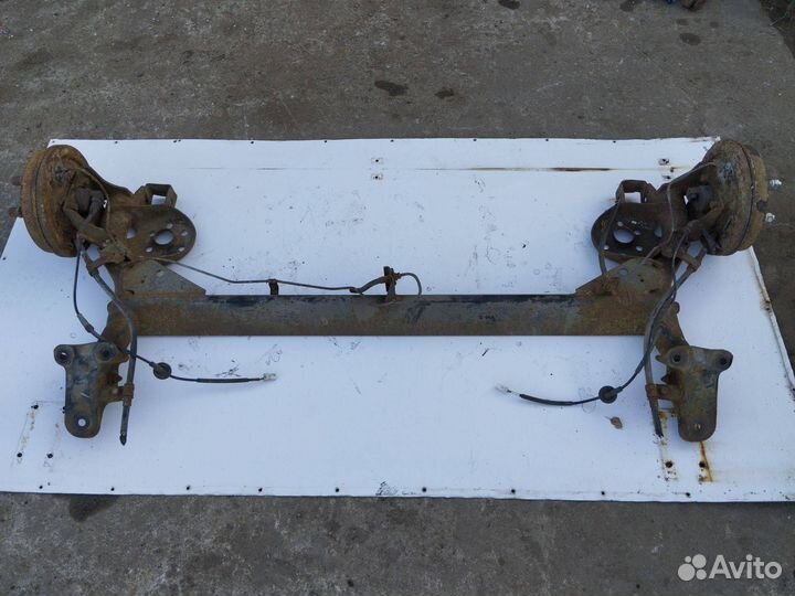 Балка задняя Hyundai Getz hyundai