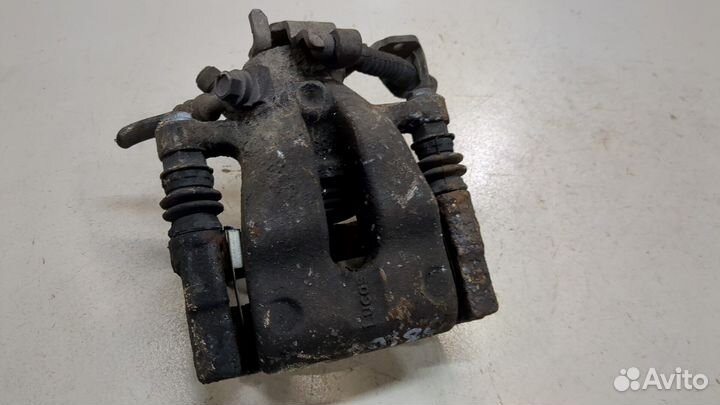 Суппорт Opel Zafira A, 2004