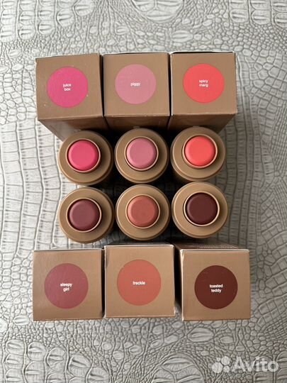 Румяна Rhode The Pocket Blush