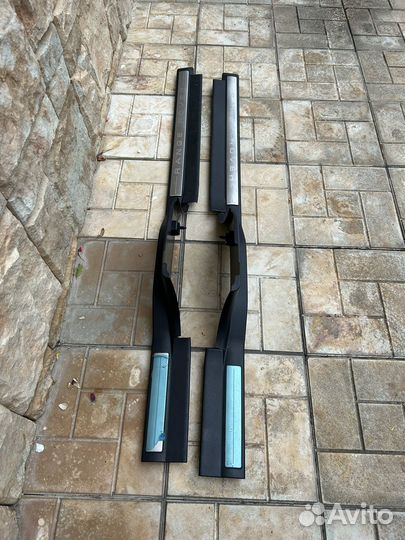 Внутренние накладки порогов на land rover sport