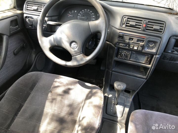 Opel Vectra 2.0 AT, 1990, битый, 250 000 км