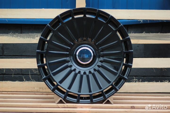 Кованые диски GT Forged R22 на Cadillac Escalade