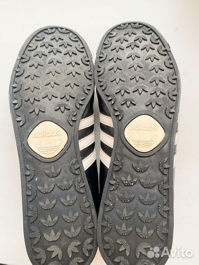 Кроссовки adidas samoa