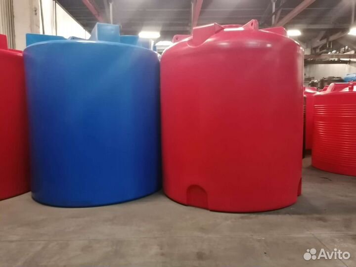 Емкость пластиковая для аграриев