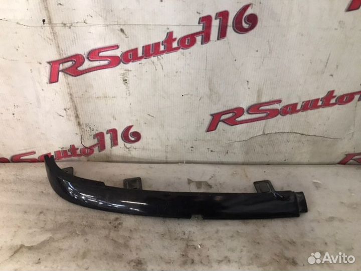 Накладка фары передняя правая Лада 2114