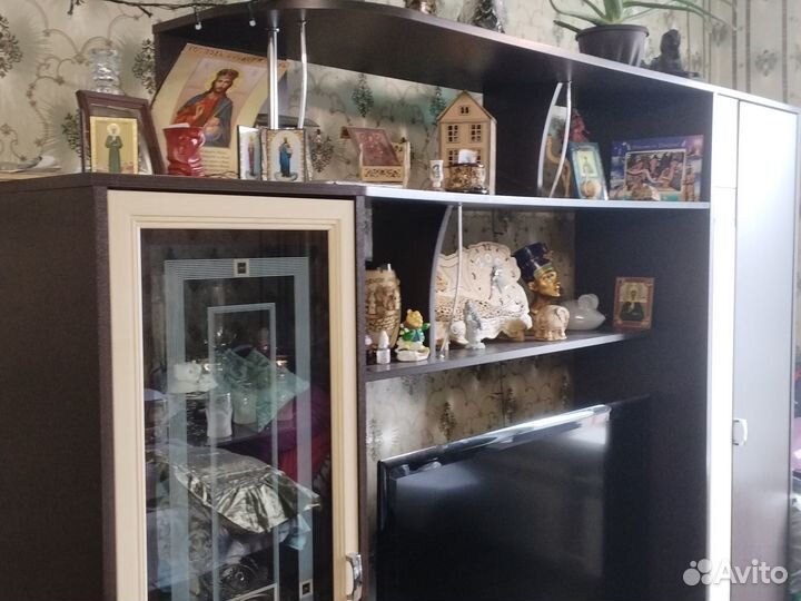 Стенка в гостиную