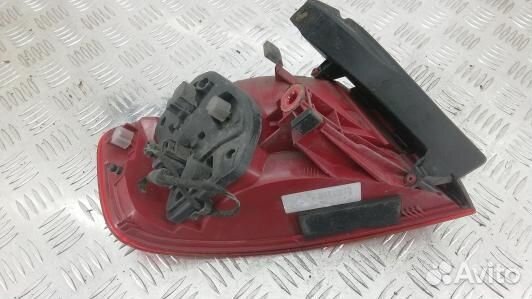 Фонарь задний правый audi A4 B8 (80S12MY01)