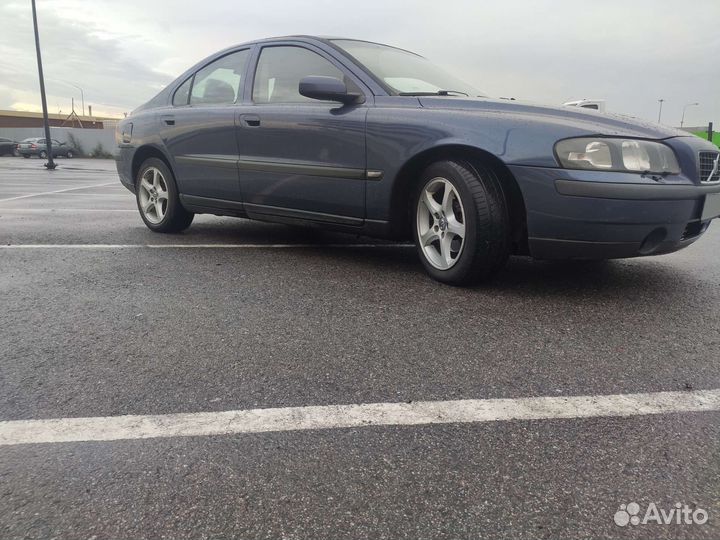 Volvo S60 2.4 AT, 2003, 290 000 км
