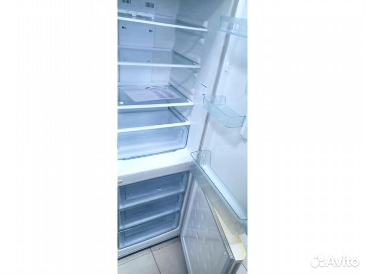 Холодильник Samsung бу. Гарантия 1 год