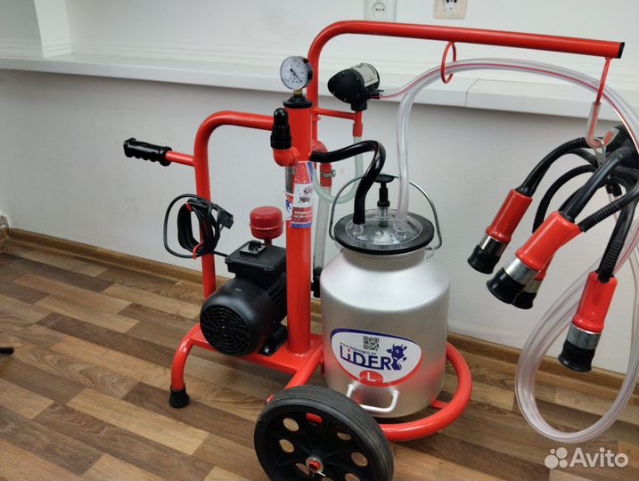 Доильный аппарат Лидер luxe 20.4