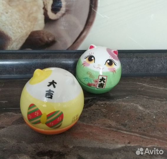 Чудная парочка котэ: неваляшки - неразлучники