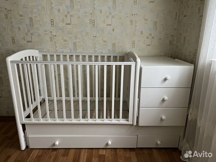 Итальянская детская кроватка