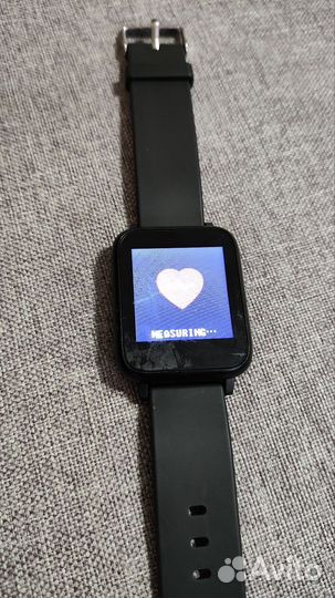Q7 Smartwatch Model Number 900006 Extra Bands