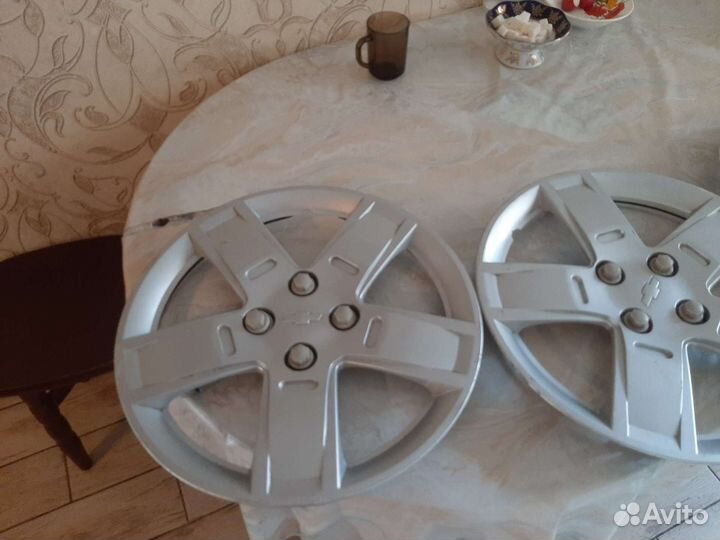 Оригинальные гайки и колпаки chevrolet