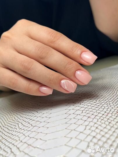 Мастер маникюра и педикюра