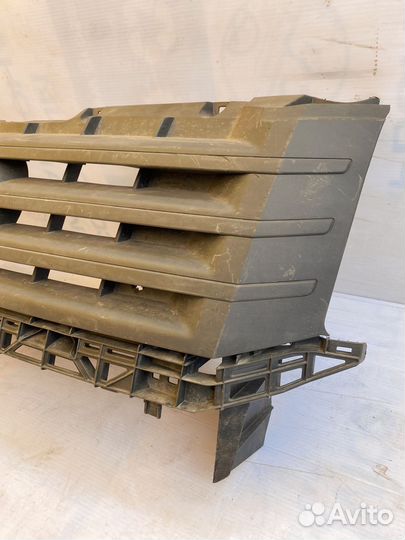 Решетка радиатора Volkswagen Crafter 2006-2016