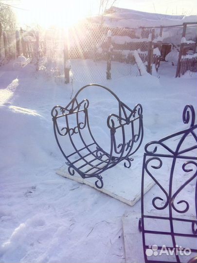 Дровница для дома и бани