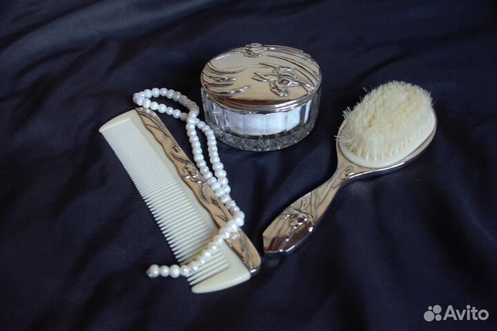 Посеребрённый винтажный дамский набор Франция