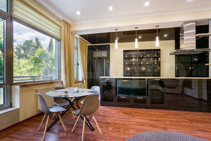 1-к. квартира, 80 м², 1/9 эт.