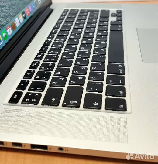 Macbook PRO Retina 15 2013 Core i7 8 Gb SSD 256 Gb