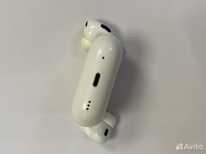 AirPods pro 2nd 2022 Magsafe case оригинал