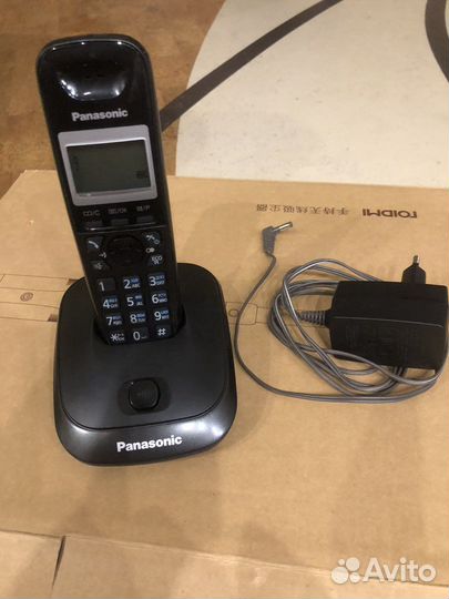 Panasonic KX-TG2511RU - беспроводной телефон dect