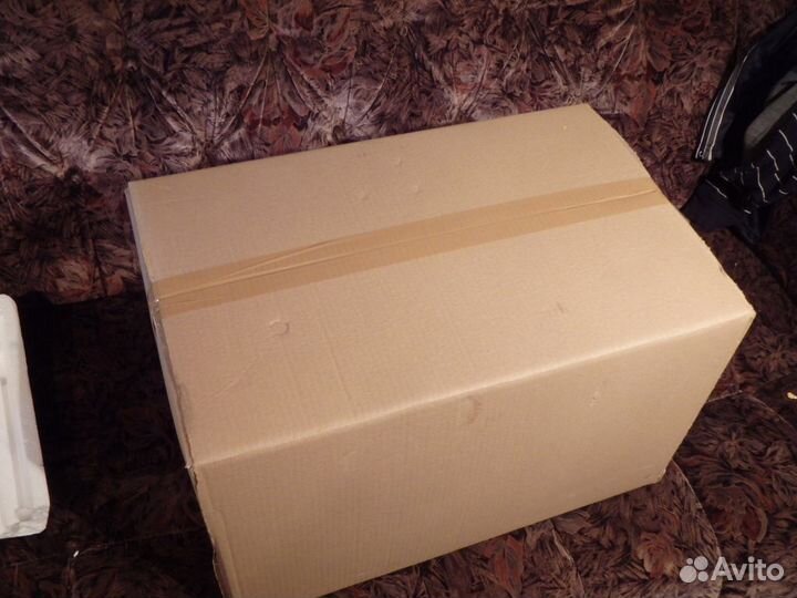 Коробка игрушек и много других