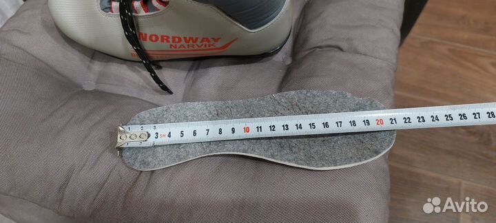 Лыжные ботинки