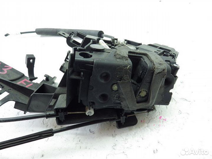 Замок двери передний левый Jaguar Xf CC9 AJ30 2010