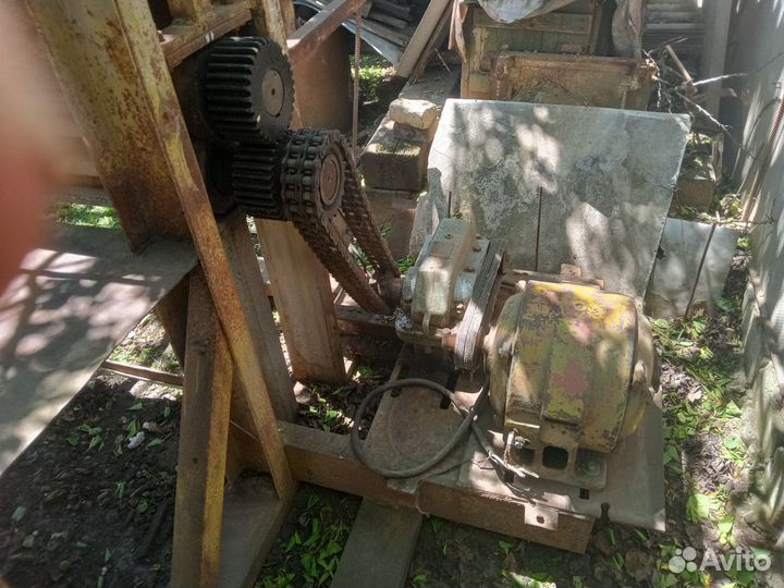 Станок для изготовления металлического шифера