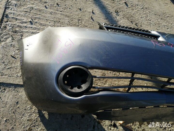 Бампер передний Nissan Note E11