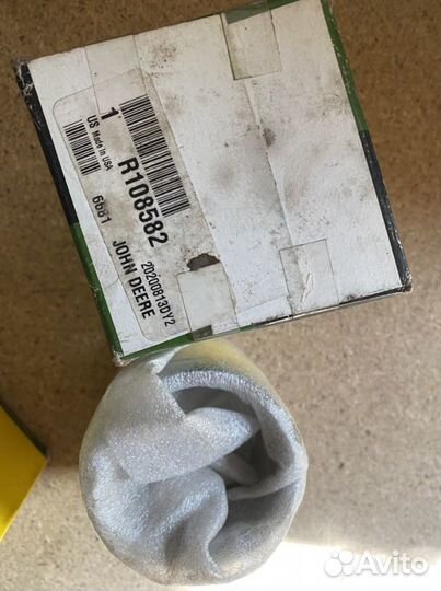 Джон Дир R108582 гильза John Deere