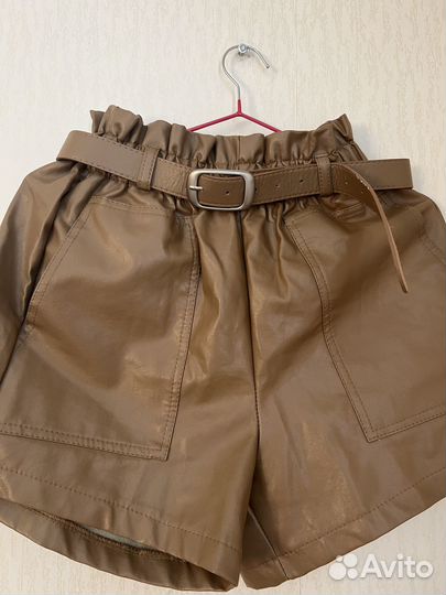 Кожаные шорты с высокой талией