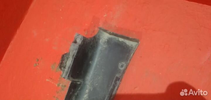 Чери Амулет пластиковый порог правый накладка