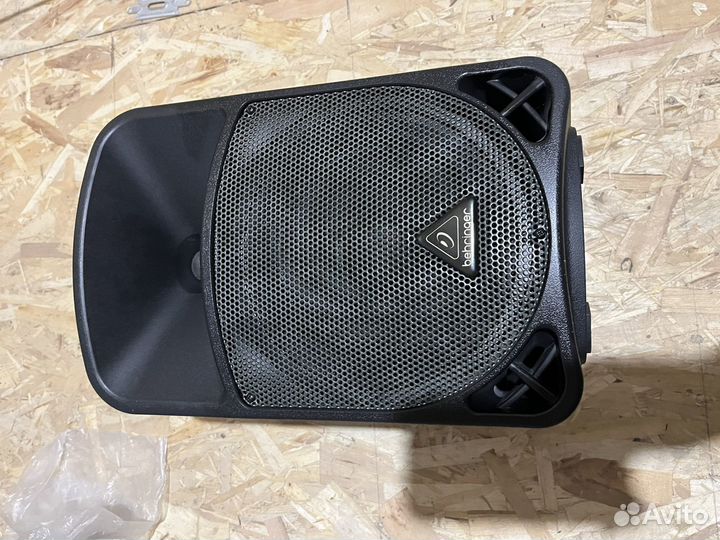 Сабвуфер behringer b1500xp и колонка b108d