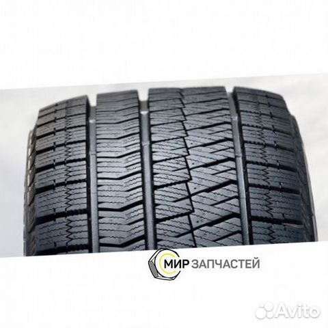 Bridgestone Blizzak Ice 225/55 R18 102H
