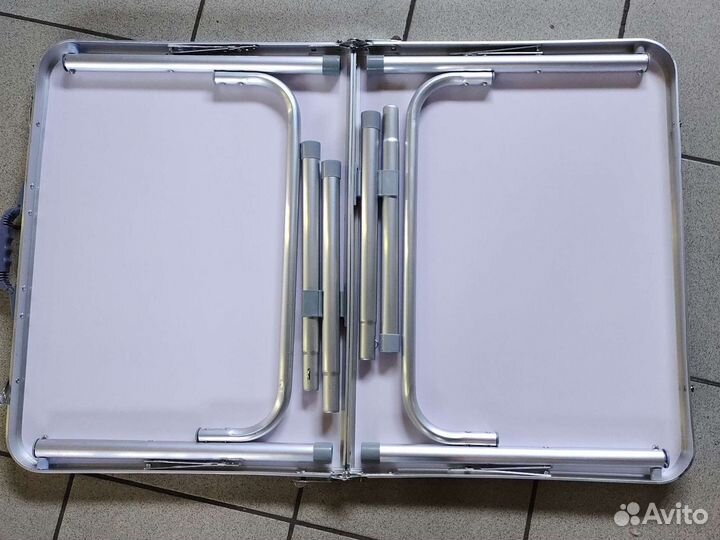 Стол складной с 2 стульями