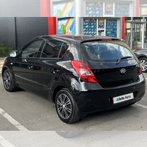 Hyundai i20 1.4 AT, 2010, 181 763 км, с пробегом, цена 735 000 руб.