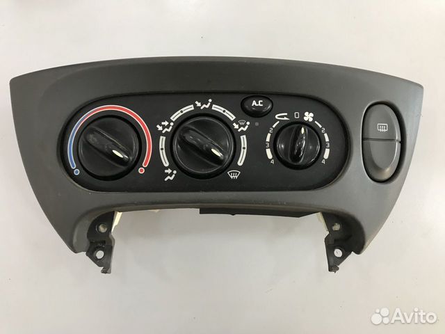 Блок упр. печкой на Renault Scenic 1