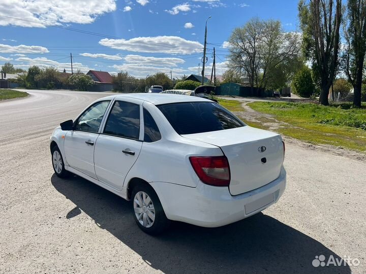 LADA Granta 1.6 МТ, 2015, 135 000 км