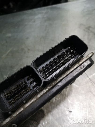 Блок управления двигателем Mercedes E-Class W211