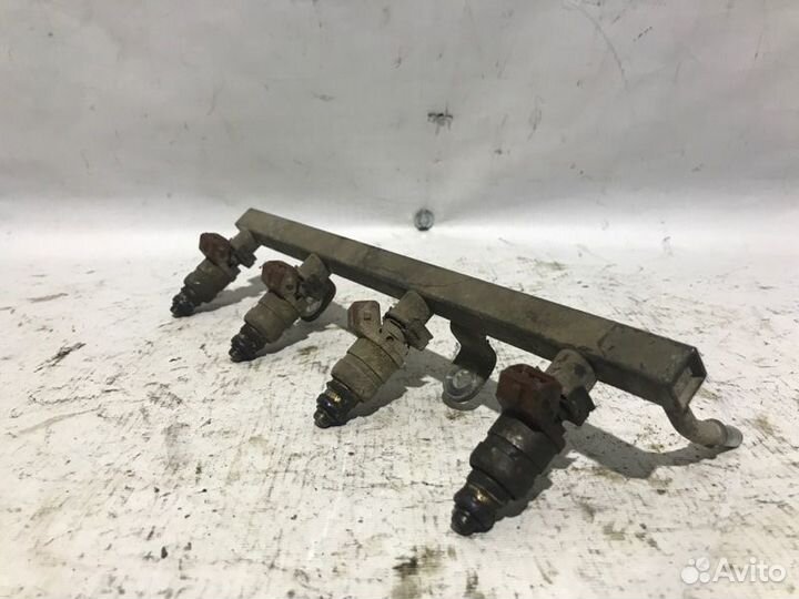 Топливная рейка Chevrolet Lacetti седан 1.6 2007