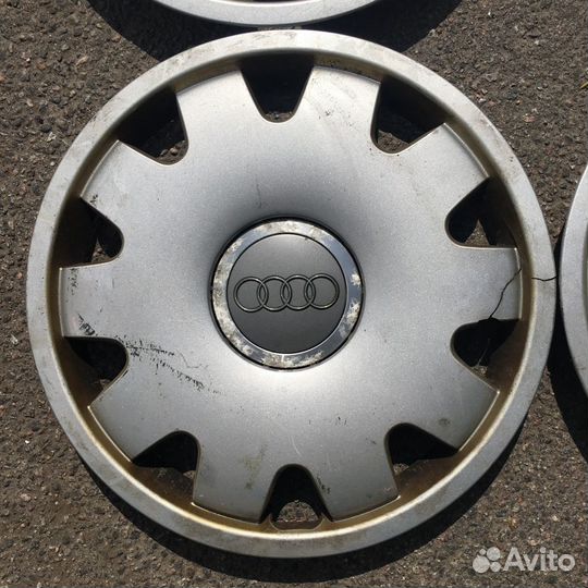 Комплект колпаков Audi R 16