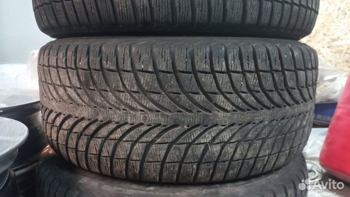 Michelin Latitude Alpin LA2 255/50 R19