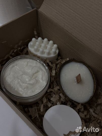 Подарочные наборы спа. Свечи, скрабы, крема, мыло