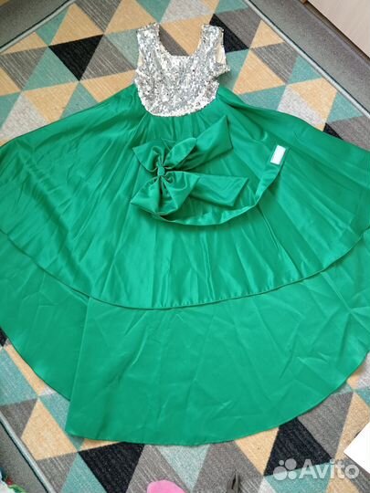 Платье женское