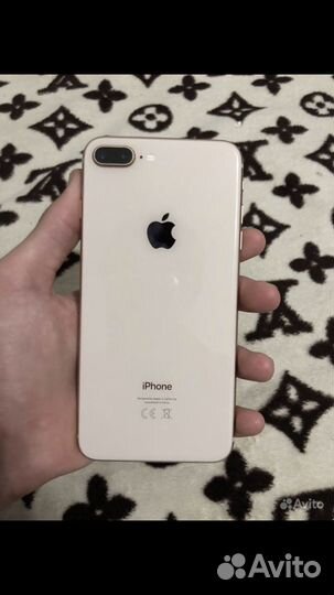 Телефон iPhone 8 plus