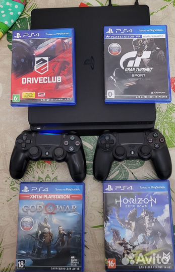 Sony playstation 4 PS4 slim