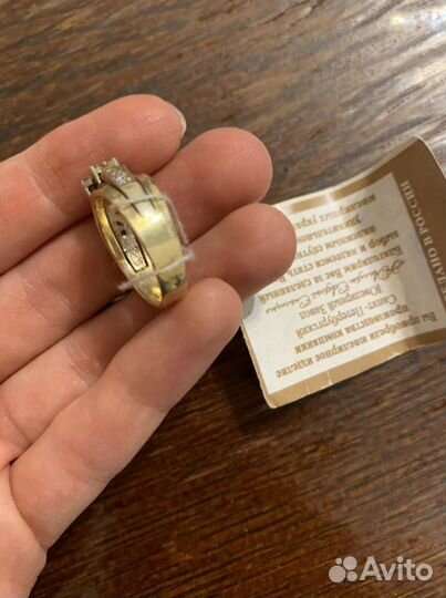 Кольцо с бриллиантами