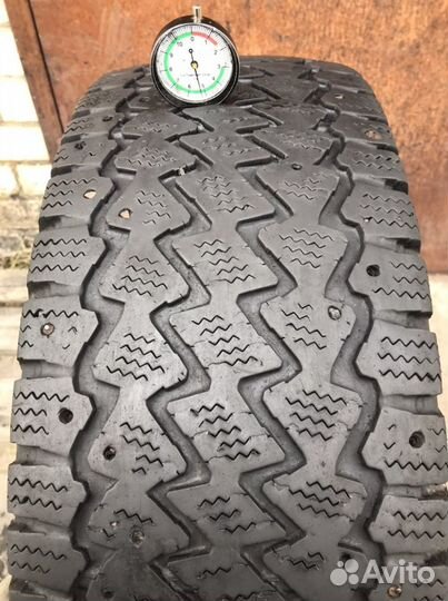 Continental VancoViking 235/65 R16C